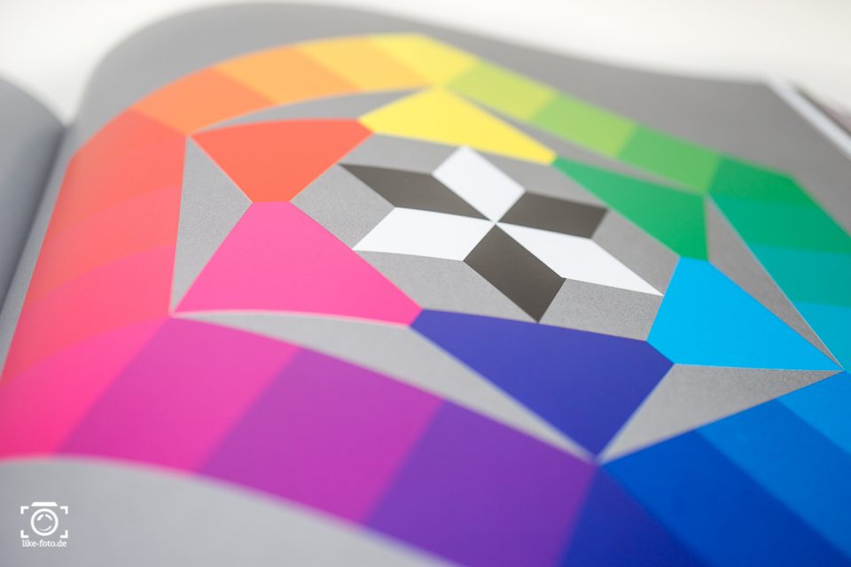 Buch: Das ABC der Farbe - Farbe in der Fotografie verstehen - like-foto.de